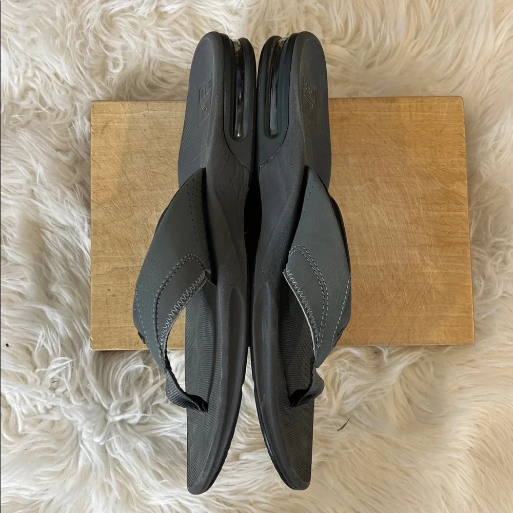 Reef Men's Fanning Flip-Flop Sandals with Bottle Opener